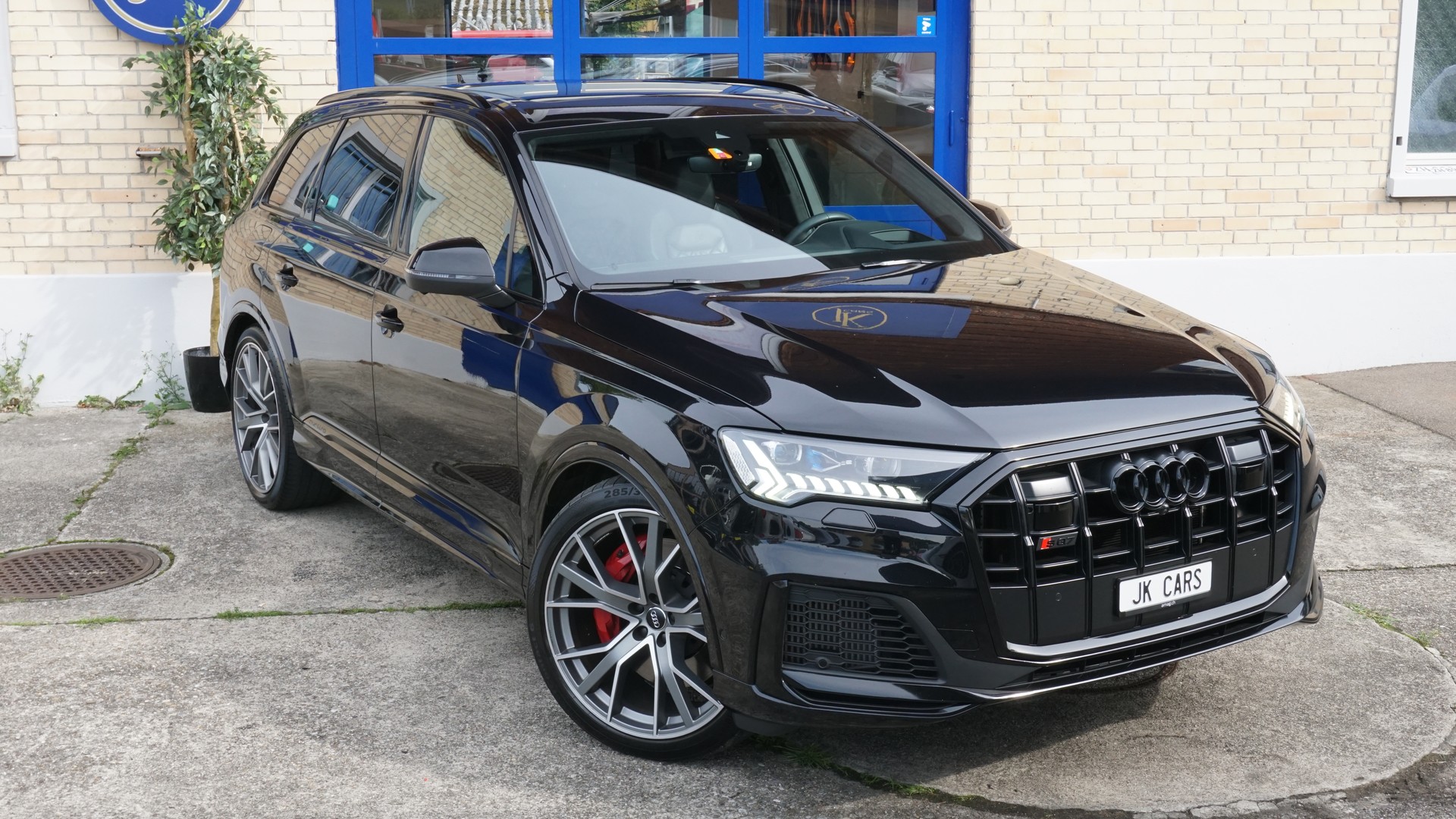 AUDI SQ7 4.0 V8 TDI quattro T-Tronic-showroom-element-2