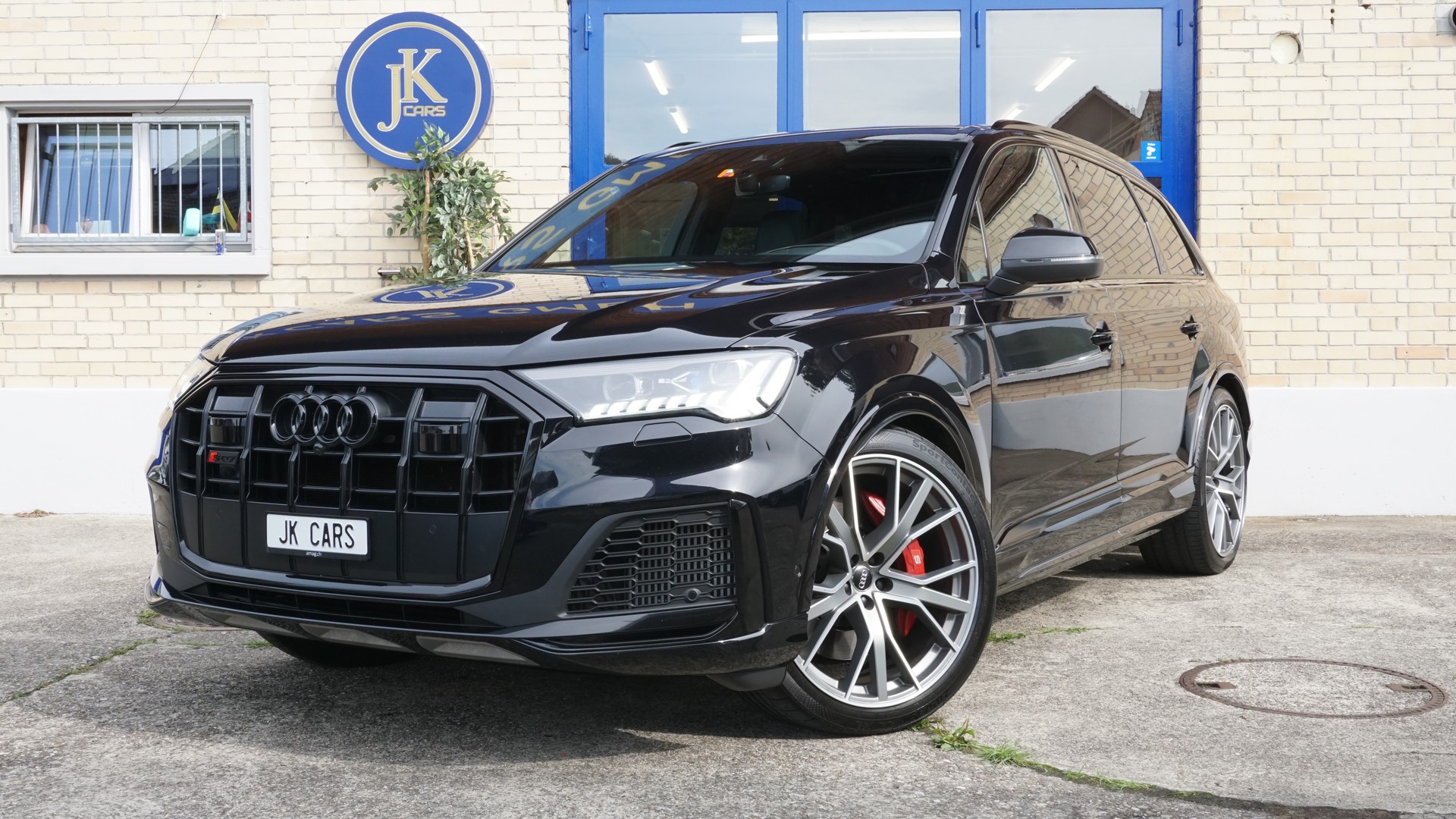 AUDI SQ7 4.0 V8 TDI quattro T-Tronic-showroom-element-1