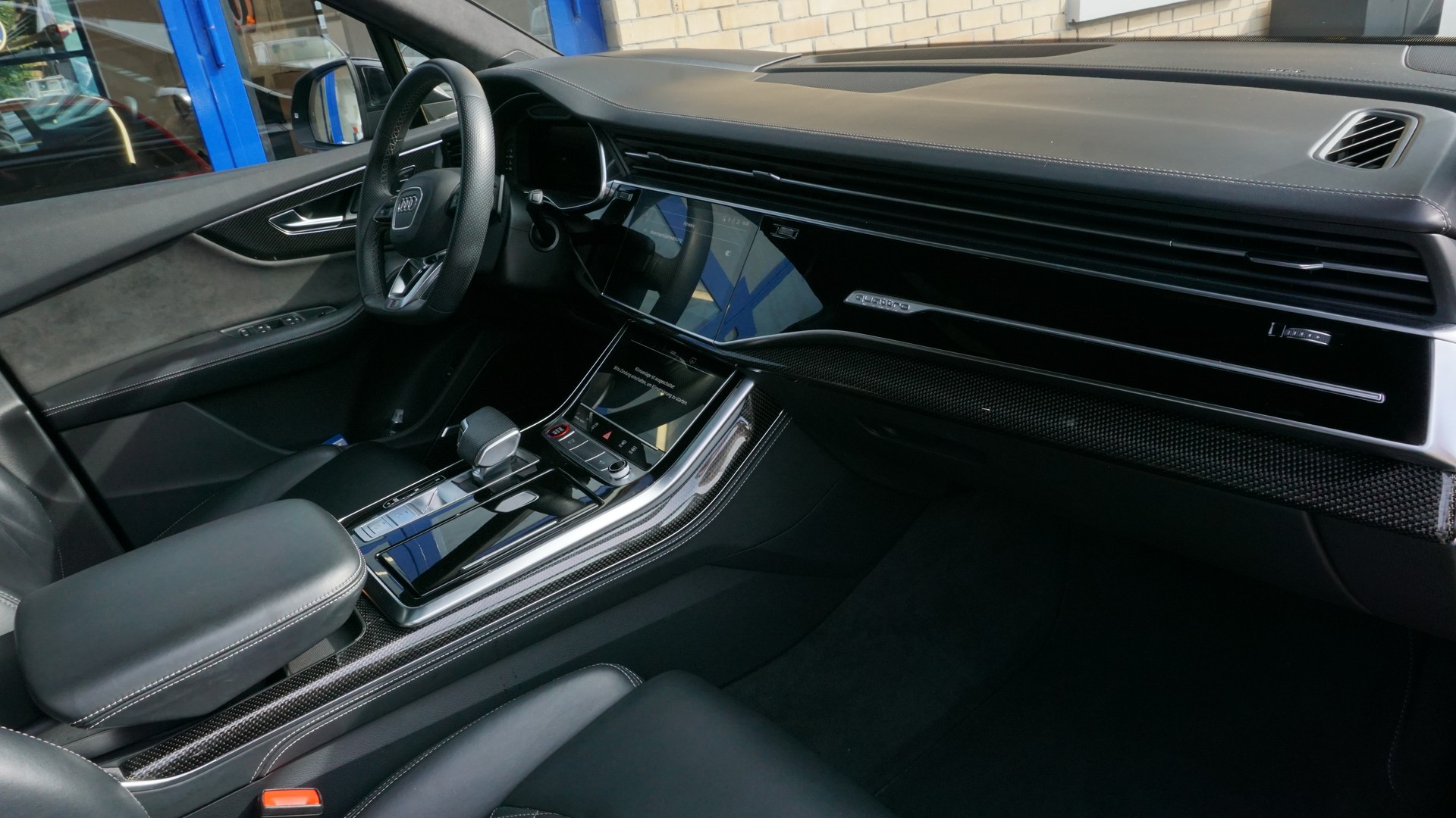 AUDI SQ7 4.0 V8 TDI quattro T-Tronic-image-13