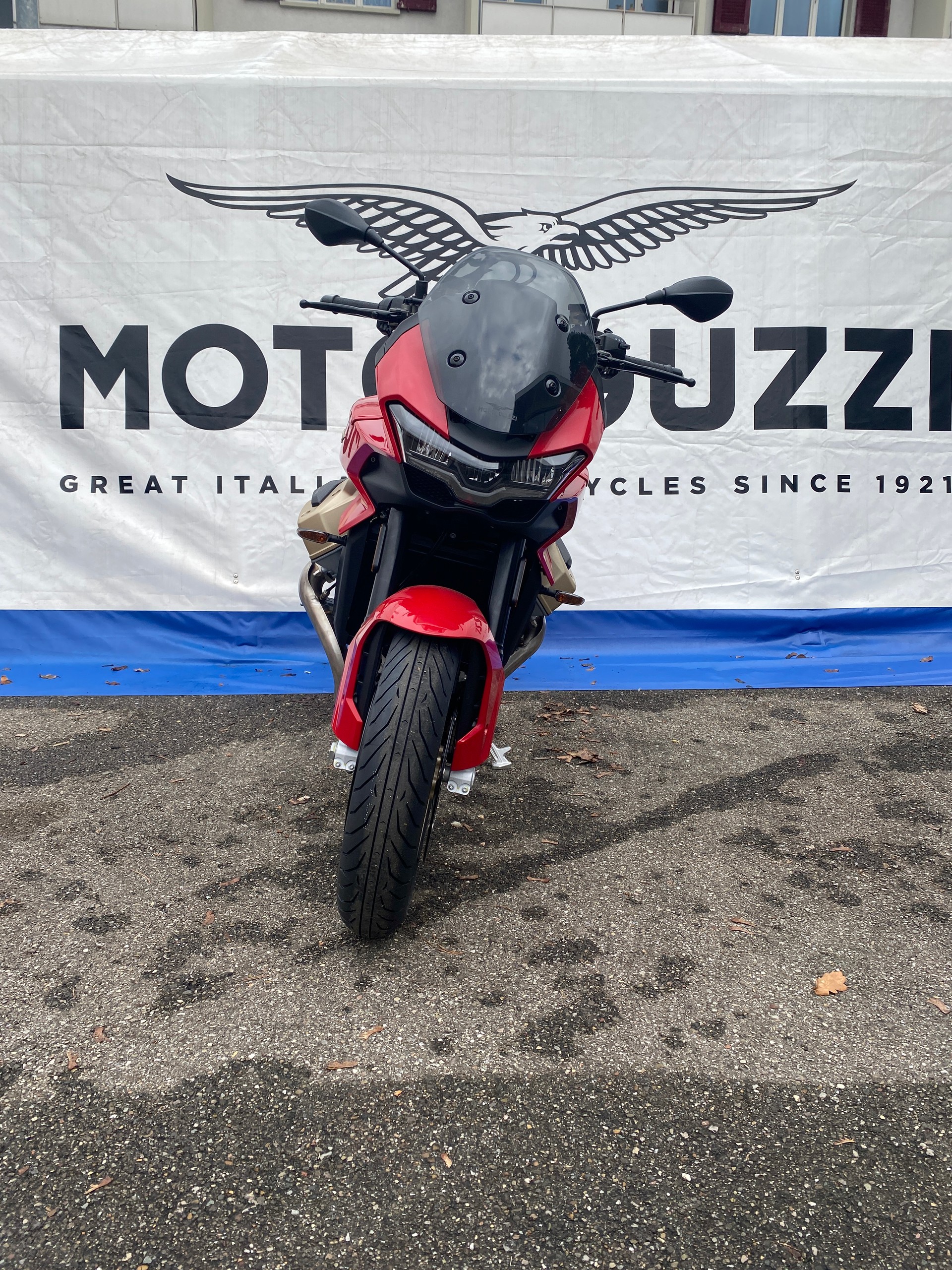 MOTO GUZZI V100 Mandello-image-4
