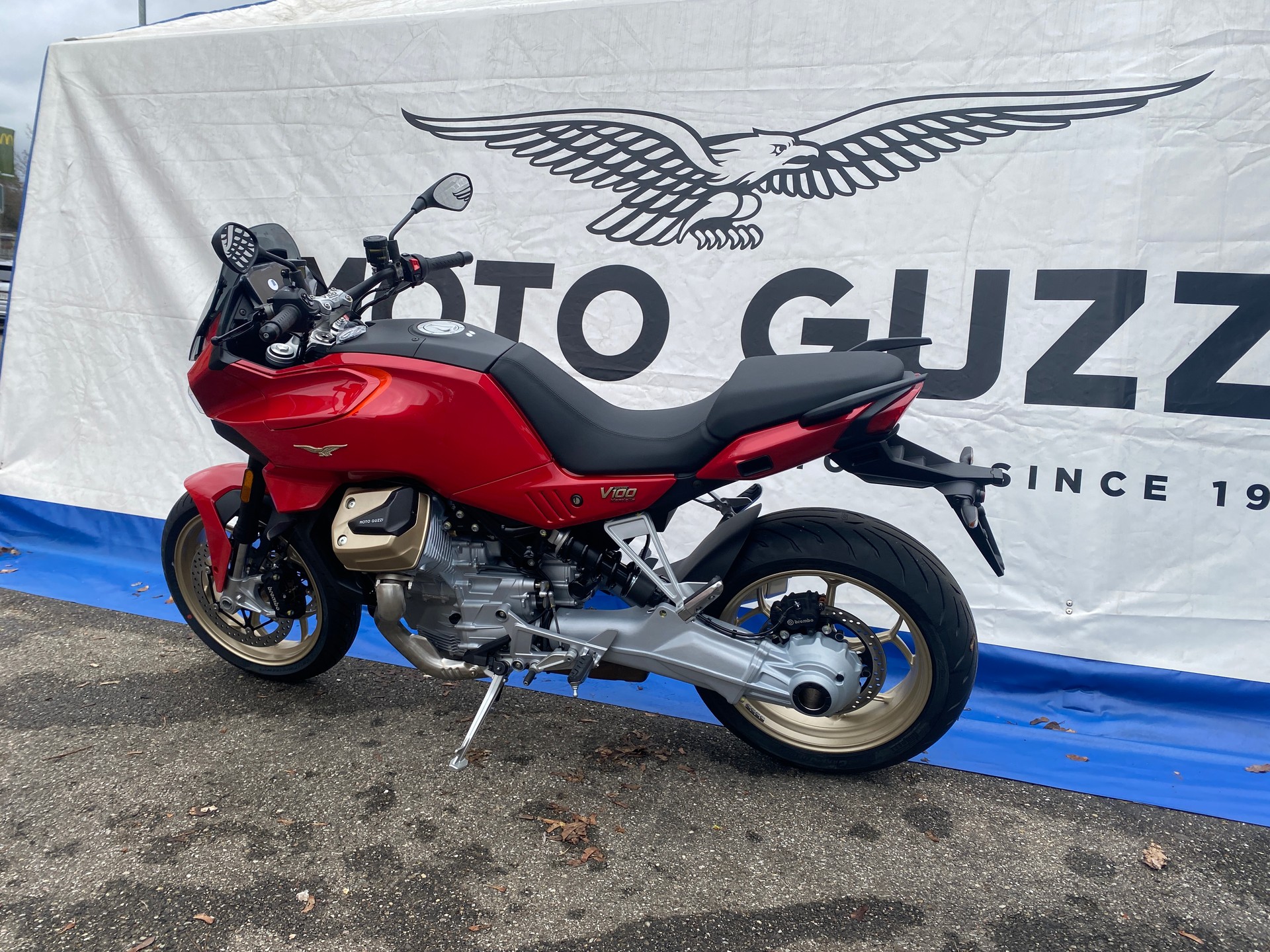 MOTO GUZZI V100 Mandello-image-8