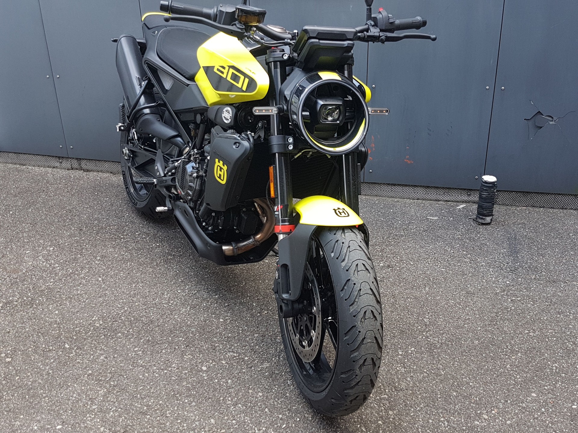 HUSQVARNA Vitpilen 801-image-1