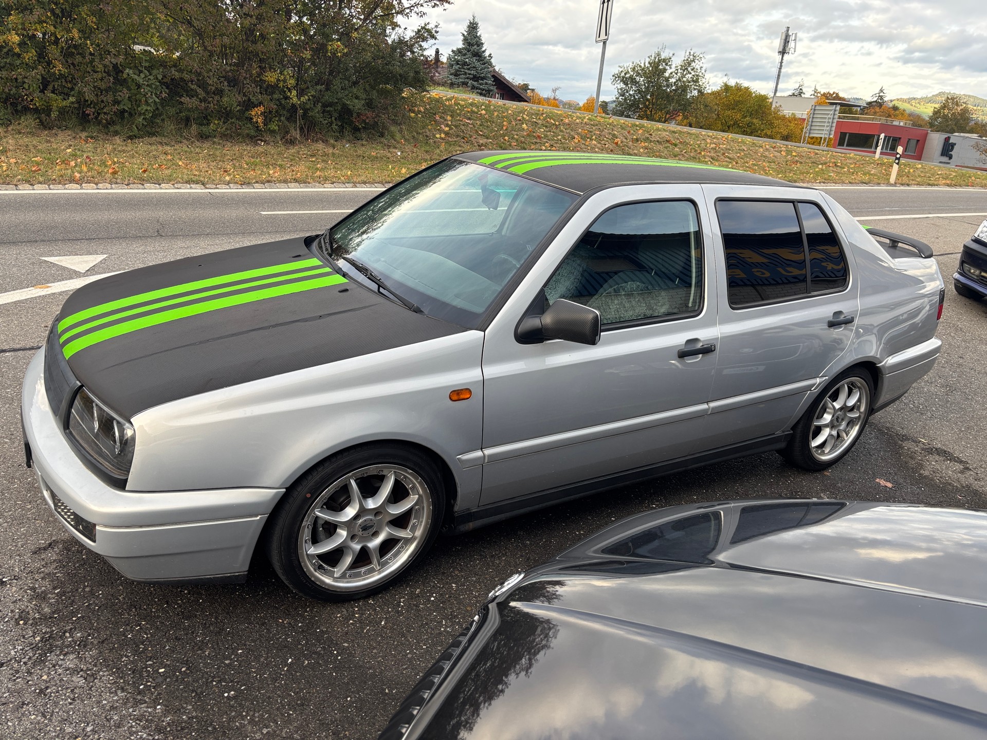 VW Vento 2000 GL Safety-image-1