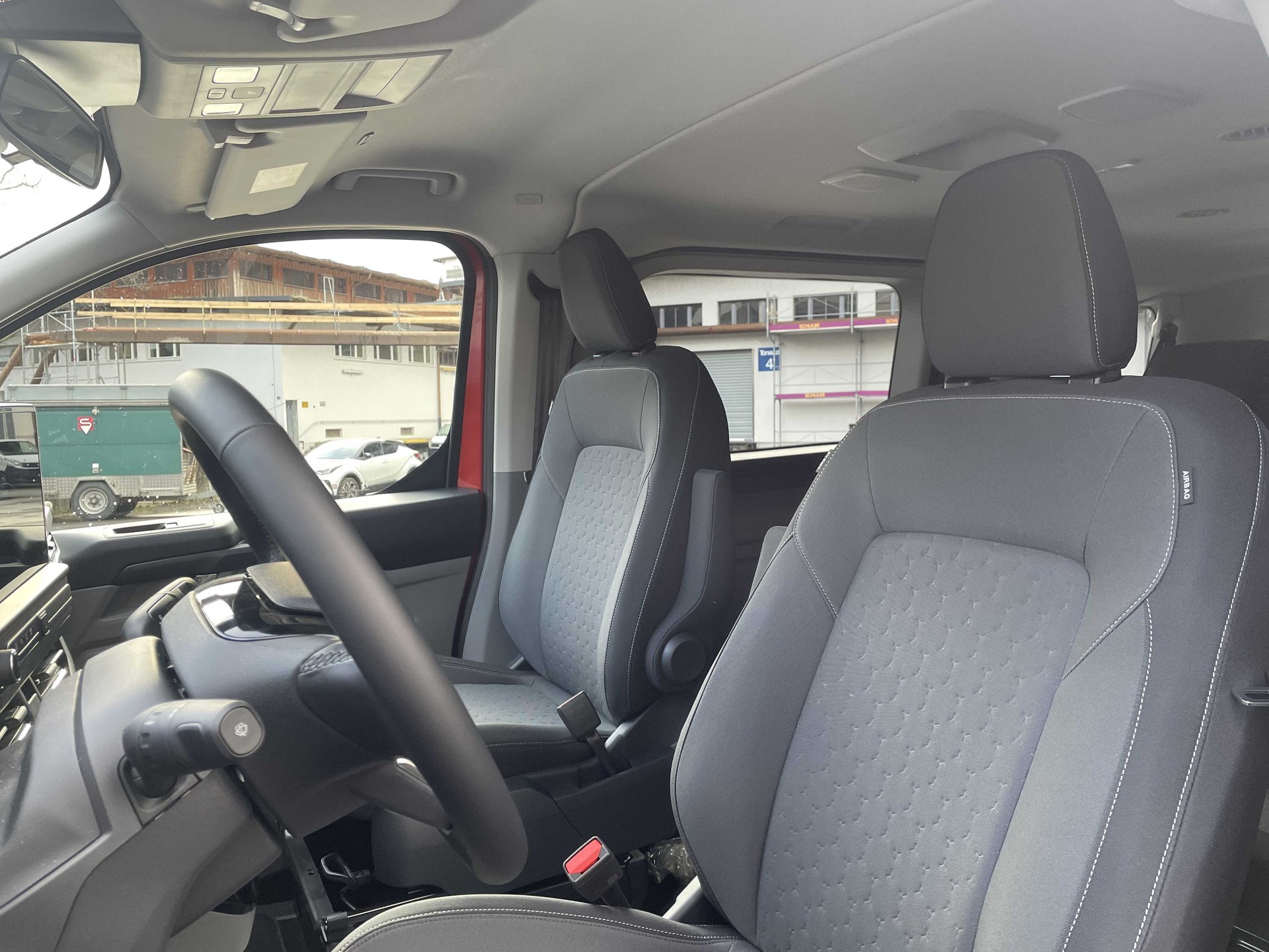 FORD Transit Custom Kombi 320 L1 2.0 EcoBlue 170 Limited-image-21