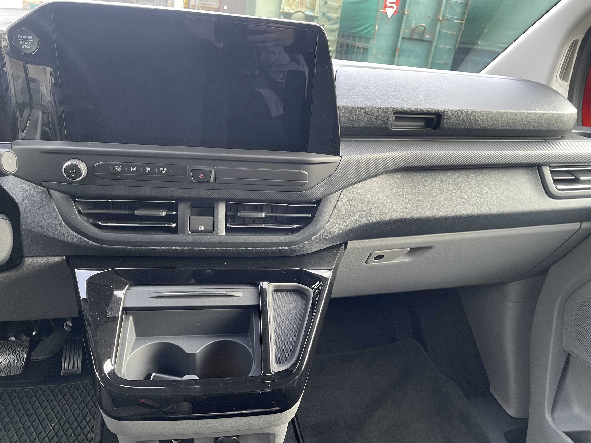 FORD Transit Custom Kombi 320 L1 2.0 EcoBlue 170 Limited-image-28