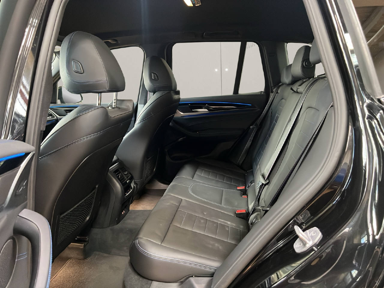 BMW X3 30e xDrive SAG M-Packet-image-19