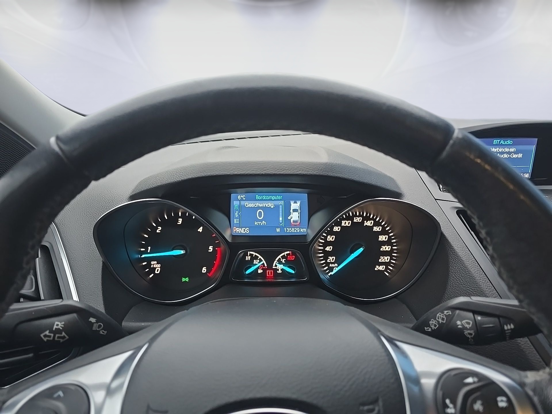 FORD Kuga 2.0 TDCi Titanium S 4WD PowerShift-image-15