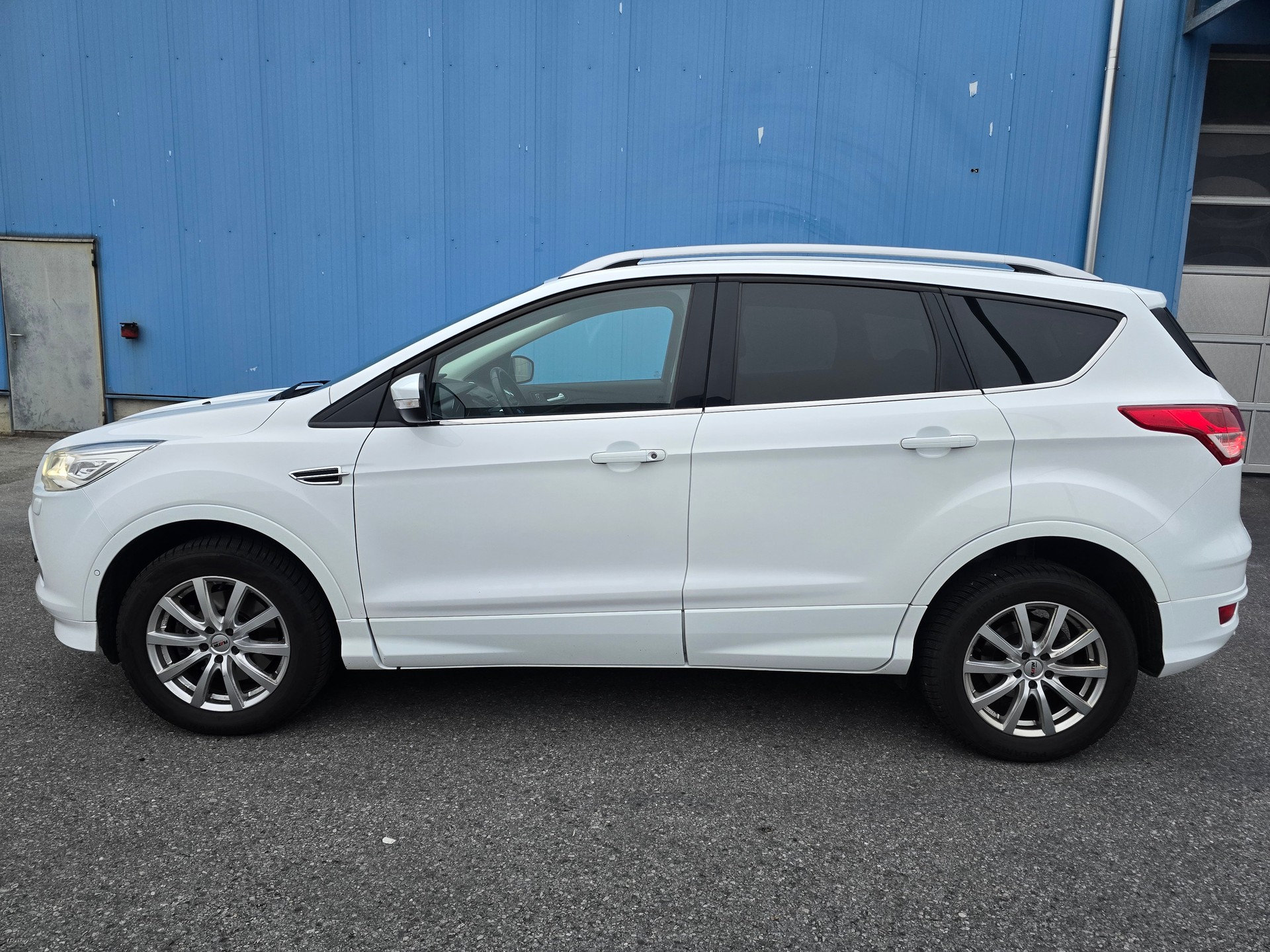 FORD Kuga 2.0 TDCi Titanium S 4WD PowerShift-image-8
