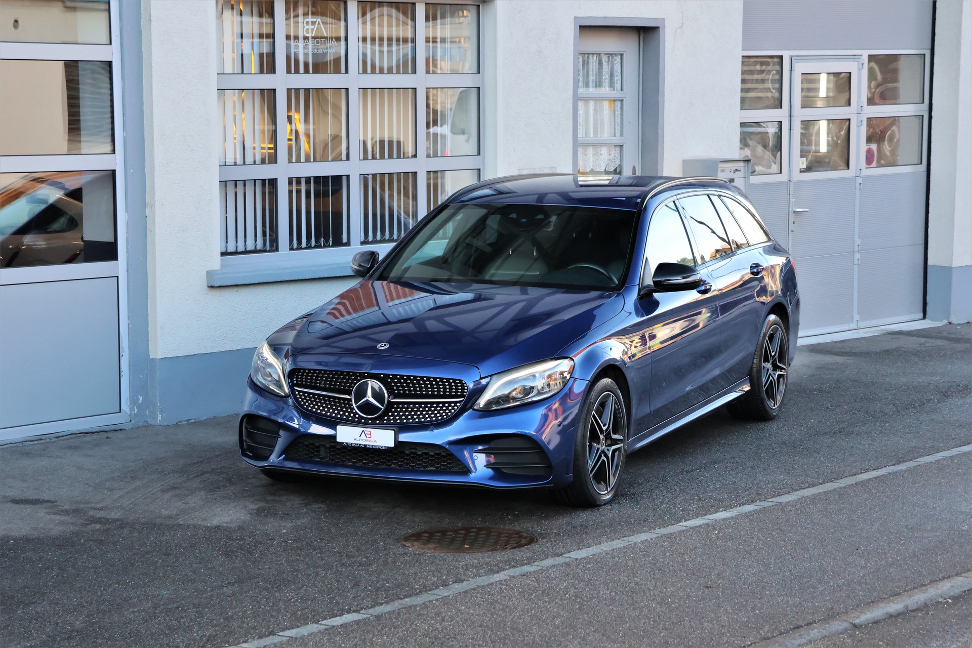 MERCEDES-BENZ C 400 AMG Line 4Matic 9G-Tronic (CH) + 1.8T AHK