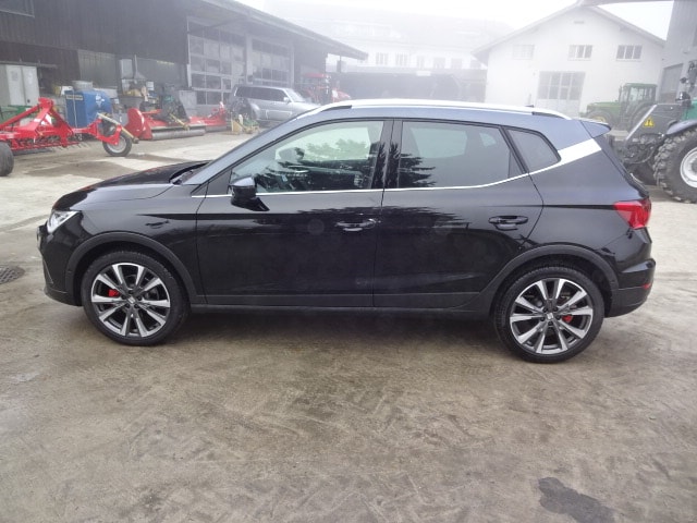 SEAT Arona 1.5 Eco TSI FR DSG-image-1