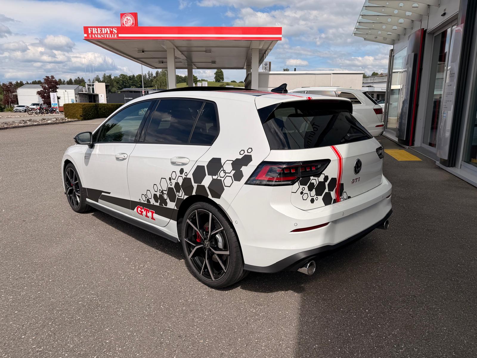 VW Golf GTI 1 of 1 by Touring Garage Huttwil-showroom-element-2