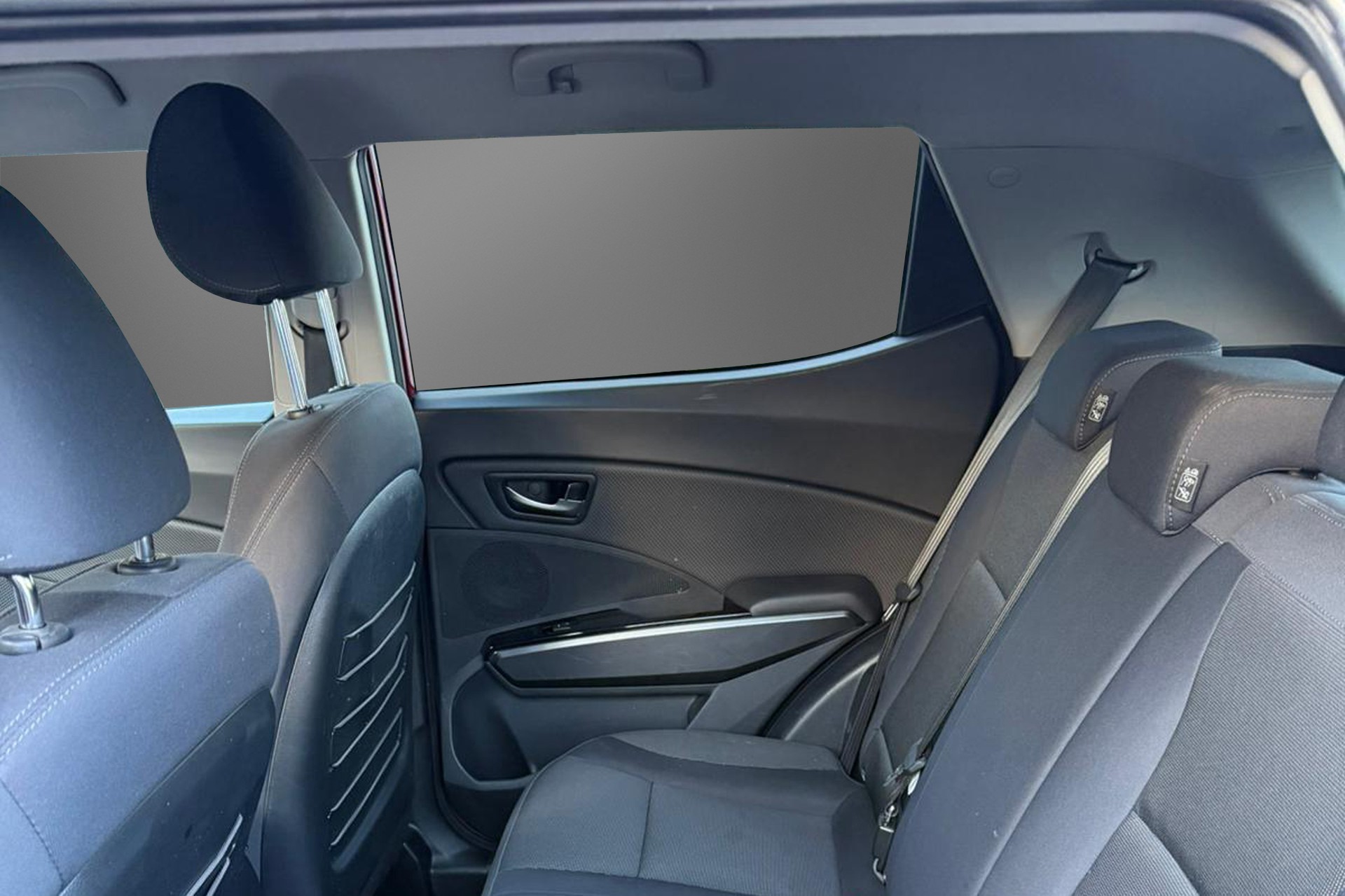 KGM-SsangYong Tivoli 1.5 T GDI Quartz 4WD Automat-image-11