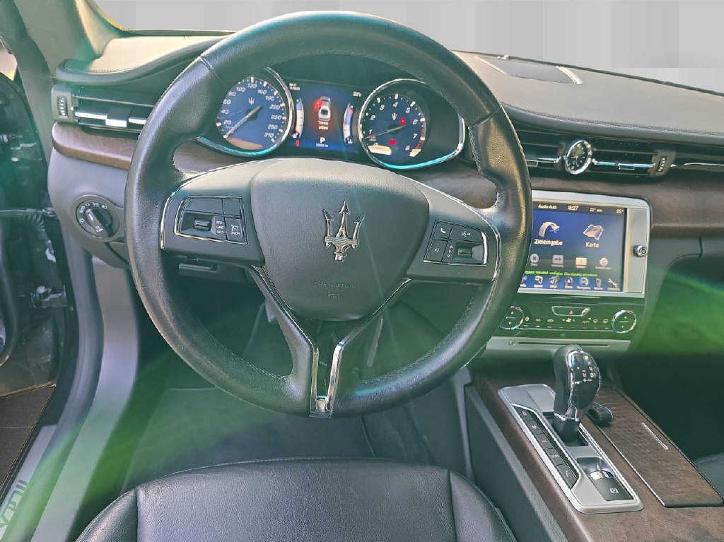 MASERATI Quattroporte 3.0 V6 S GranLusso Q4-image-11