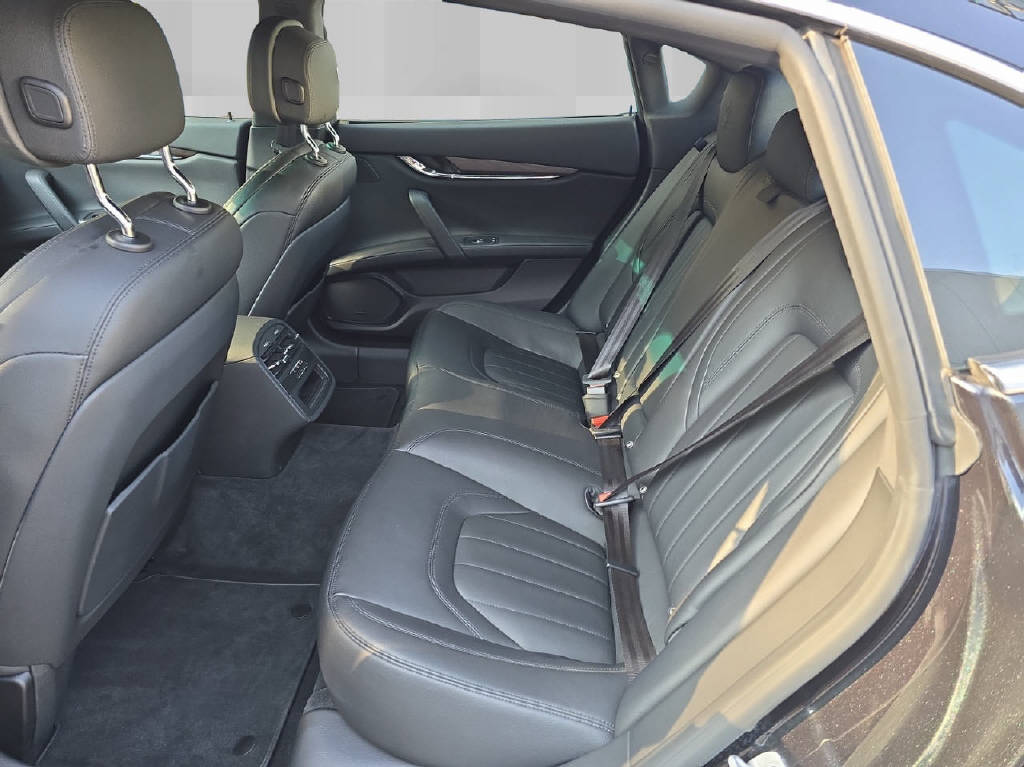 MASERATI Quattroporte 3.0 V6 S GranLusso Q4-image-10