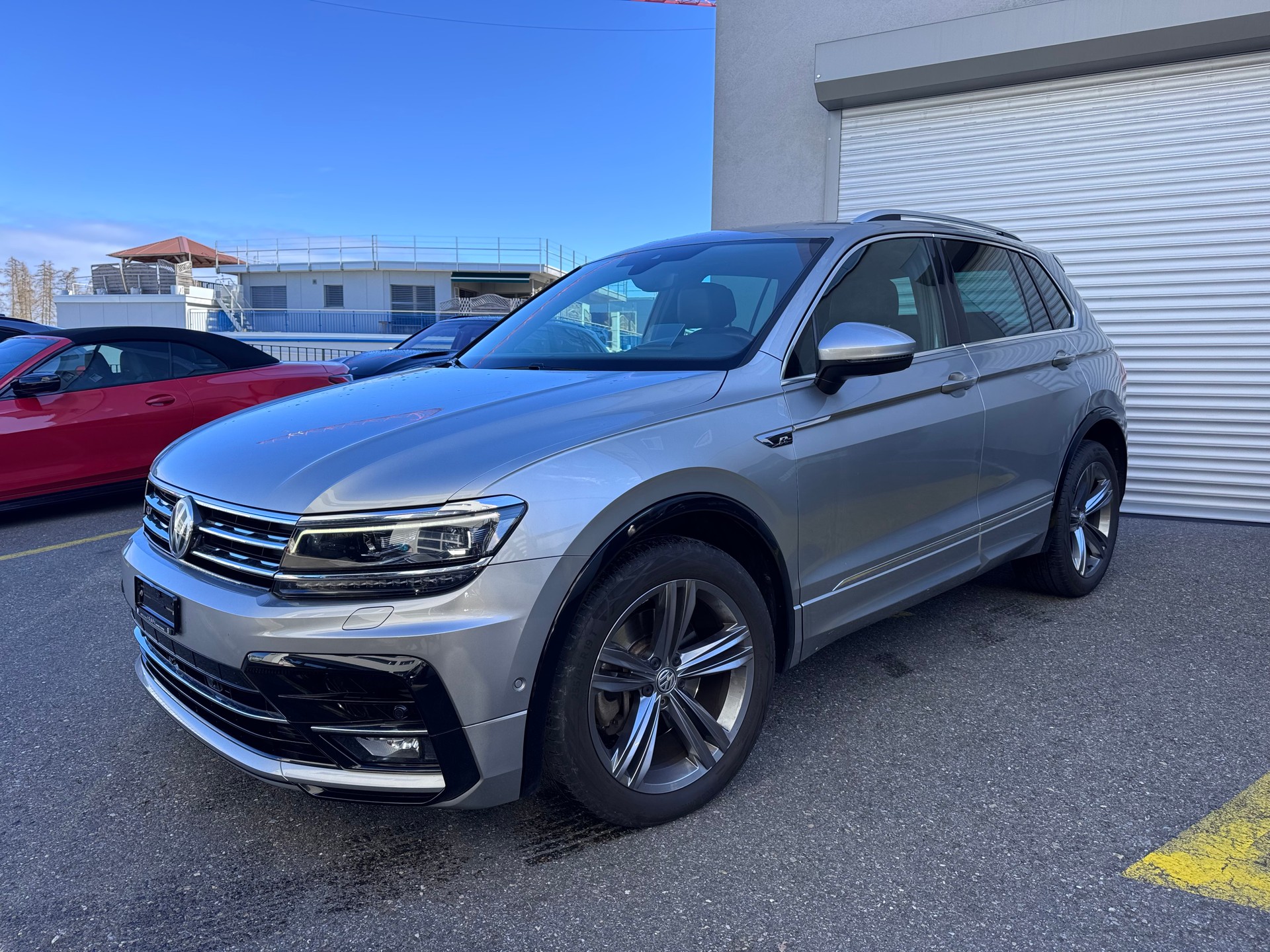 VW Tiguan 2.0 TDI SCR Highline 4Motion DSG-showroom-element-1