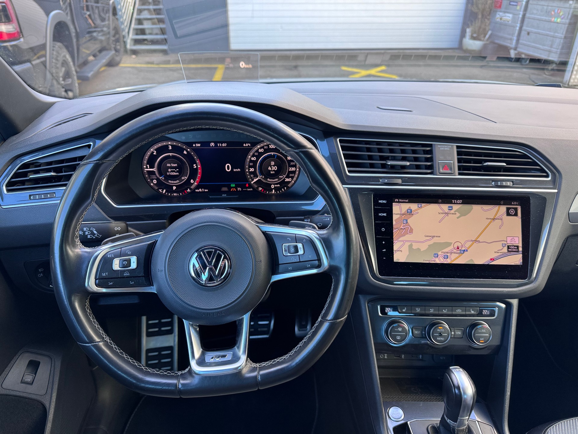 VW Tiguan 2.0 TDI SCR Highline 4Motion DSG-image-6
