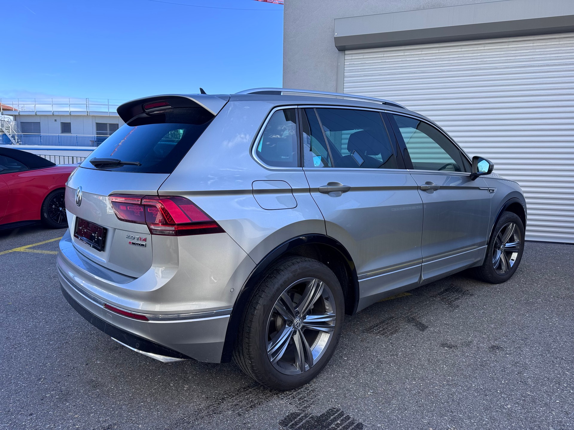 VW Tiguan 2.0 TDI SCR Highline 4Motion DSG-showroom-element-2