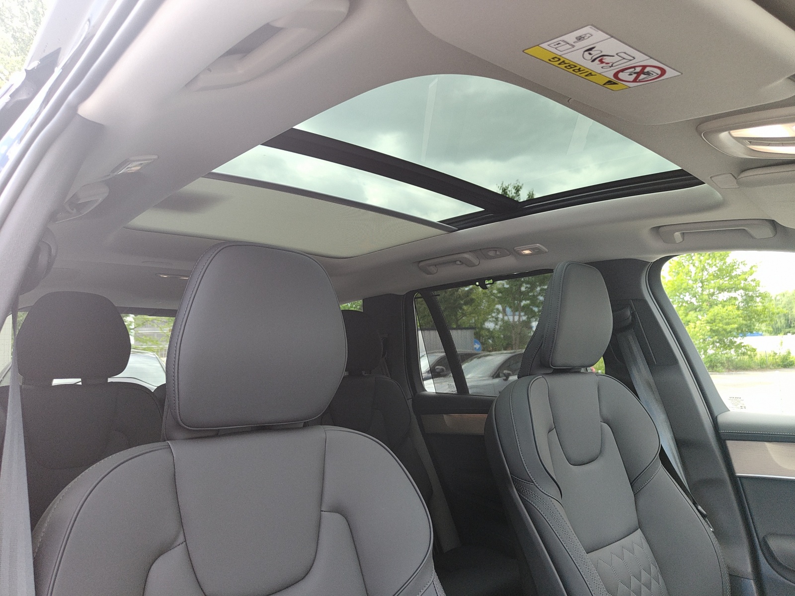 VOLVO XC90 2.0 T8 TE Plus Bright eAWD-image-11