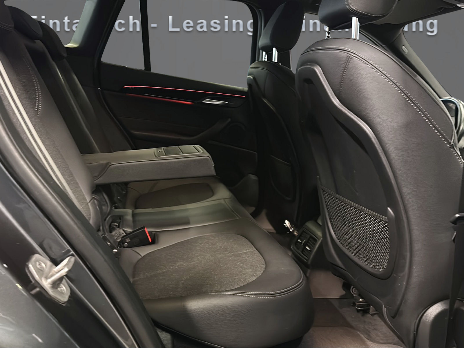 BMW X1 xDrive 25e Sport Line Steptronic-image-12