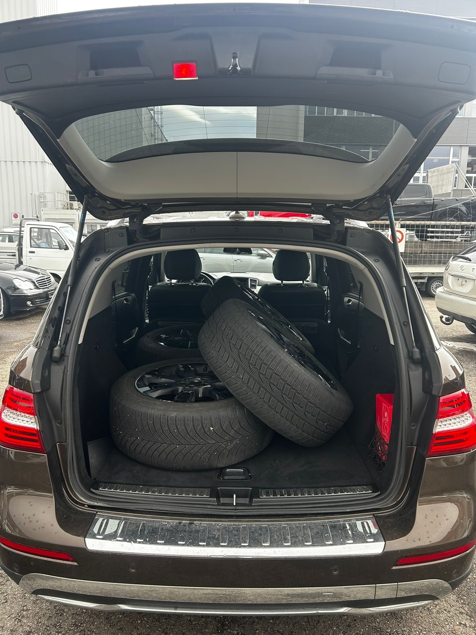 MERCEDES-BENZ ML 250 BlueTEC 4Matic 7G-Tronic-image-9