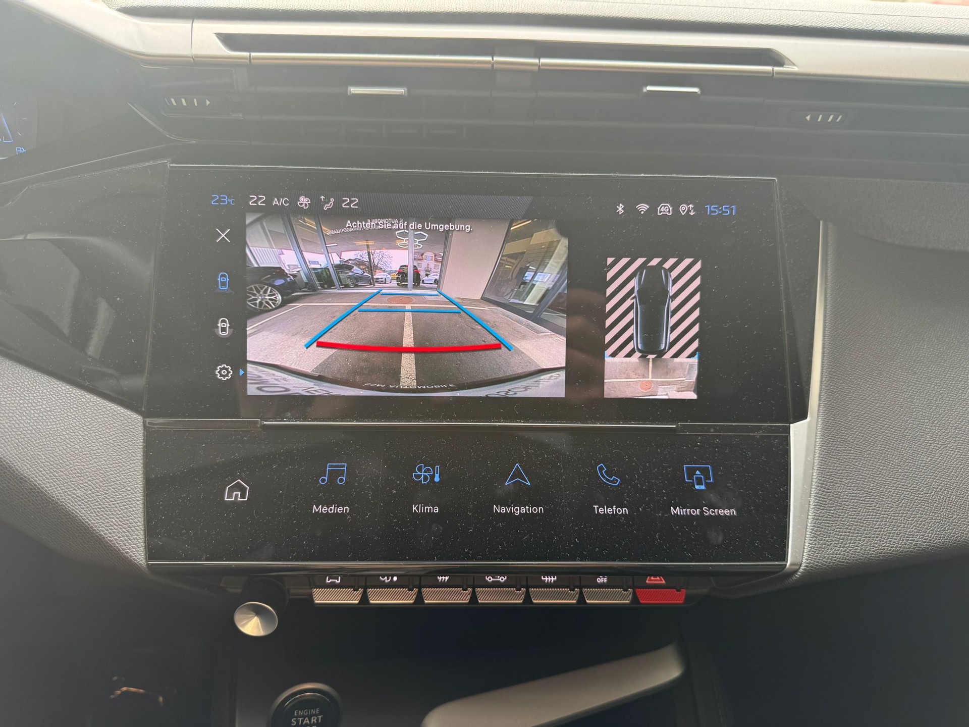 PEUGEOT 308 1.2 Pure Tech Allure EAT8-image-26