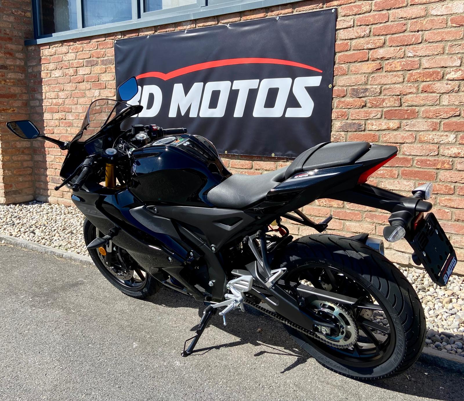 YAMAHA YZF-R 125 ABS-image-4