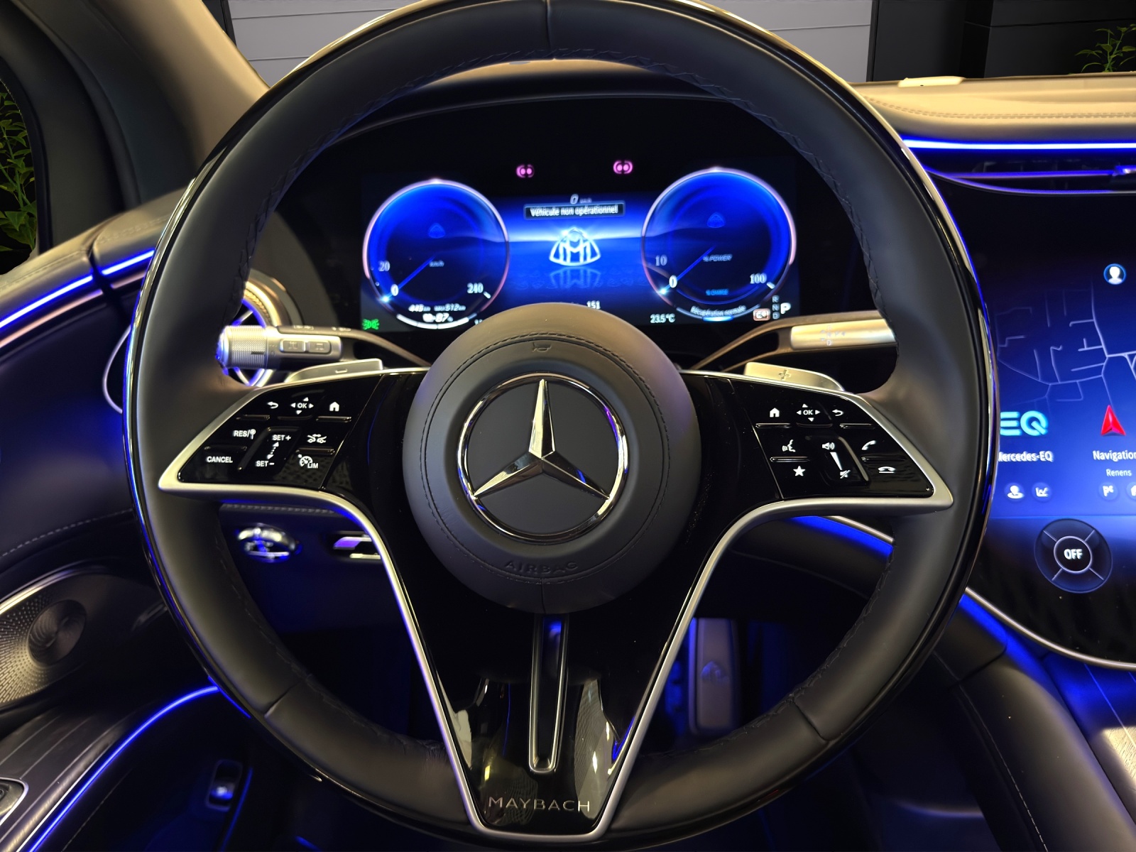 MERCEDES-BENZ EQS SUV 680 Maybach-image-7