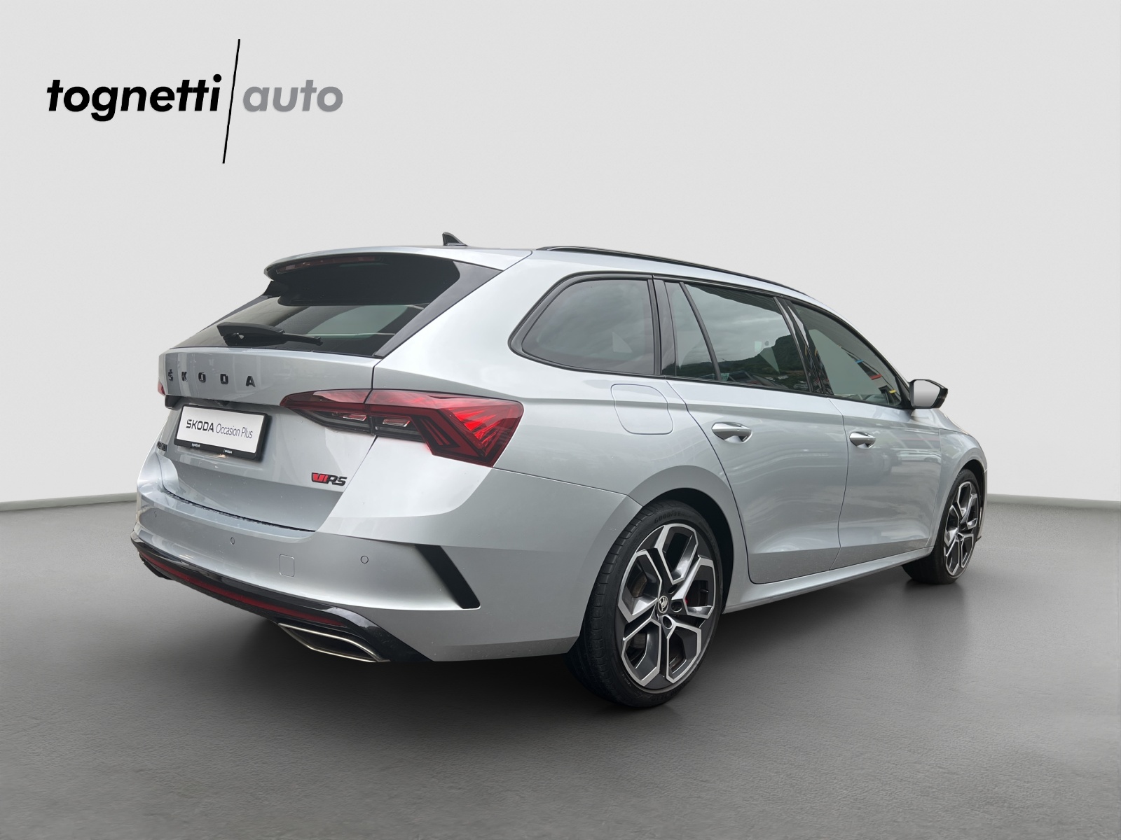 SKODA Octavia Combi 2.0 TSI DSG RS-showroom-element-3