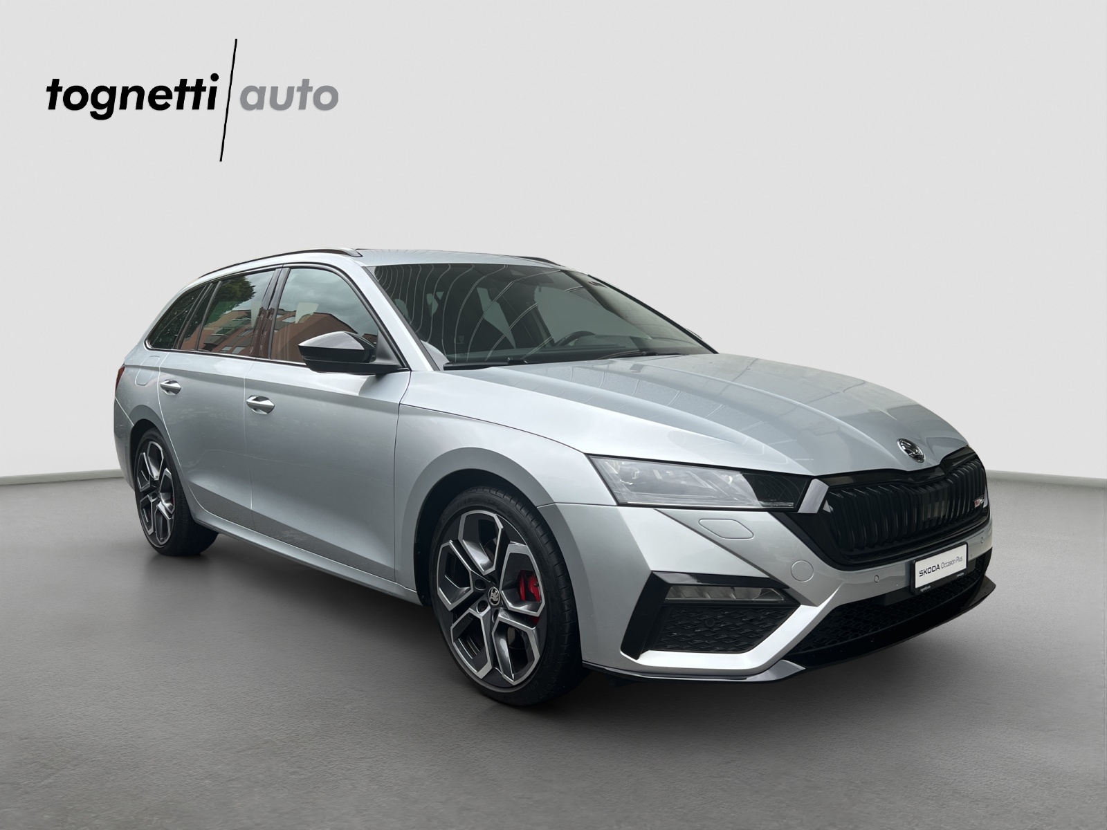 SKODA Octavia Combi 2.0 TSI DSG RS-showroom-element-1