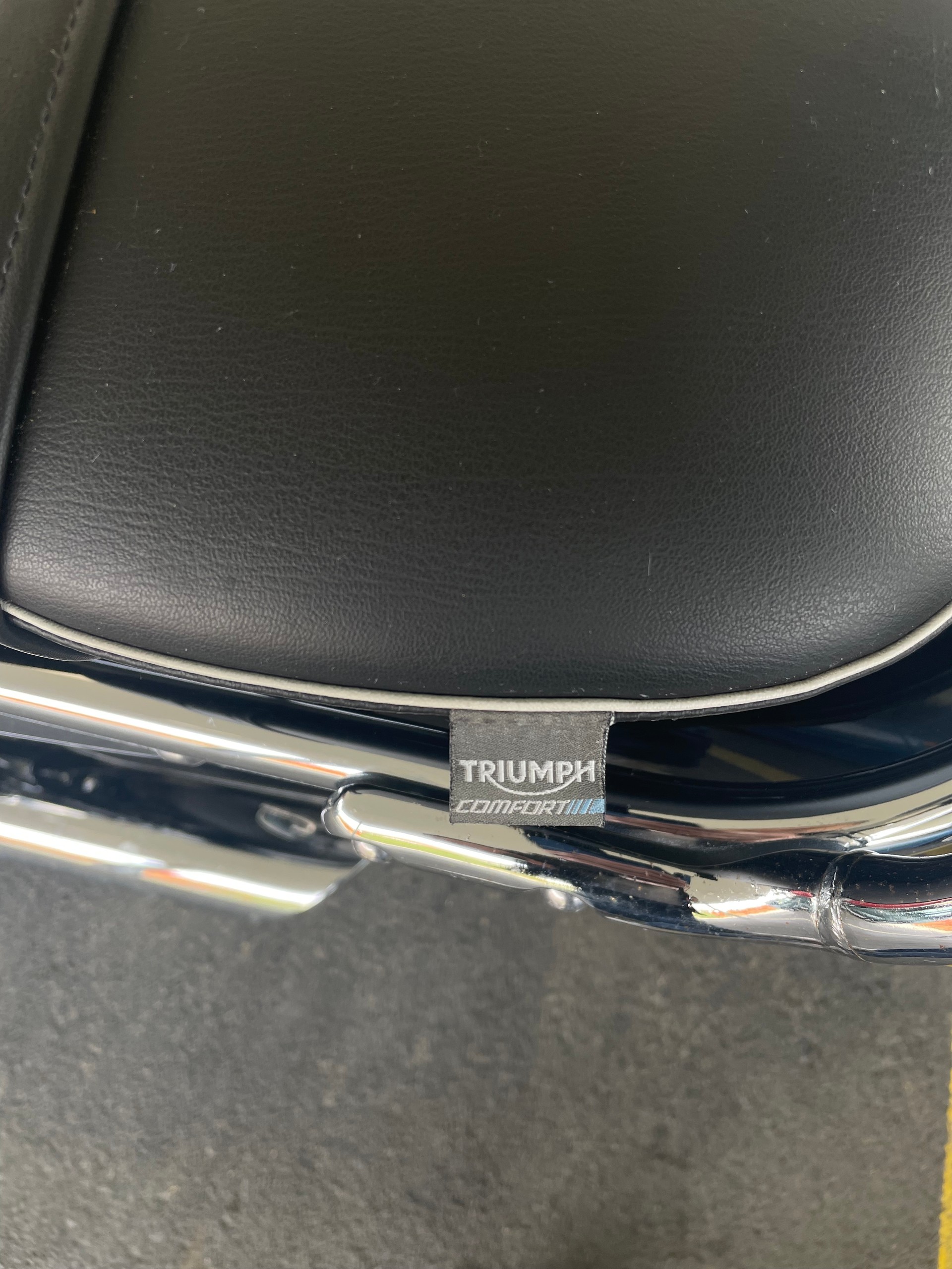 TRIUMPH Bonneville 1200 Speedmaster ABS-image-4