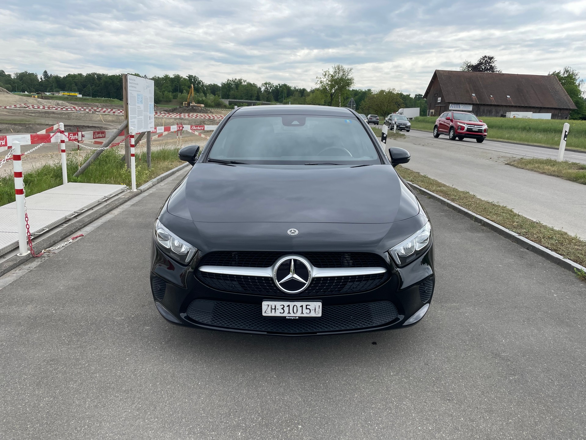 MERCEDES-BENZ A 180 Style 7G-DCT-image-1