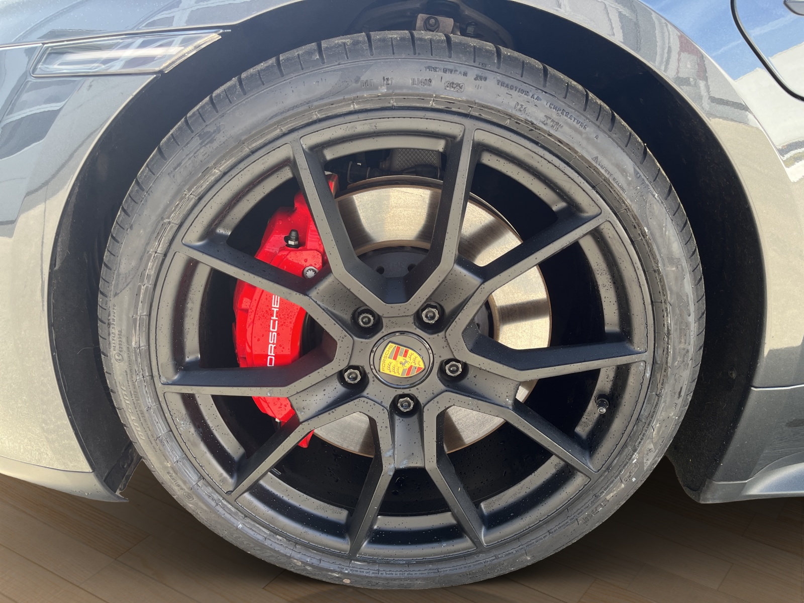 PORSCHE Taycan Sport Turismo GTS-image-20