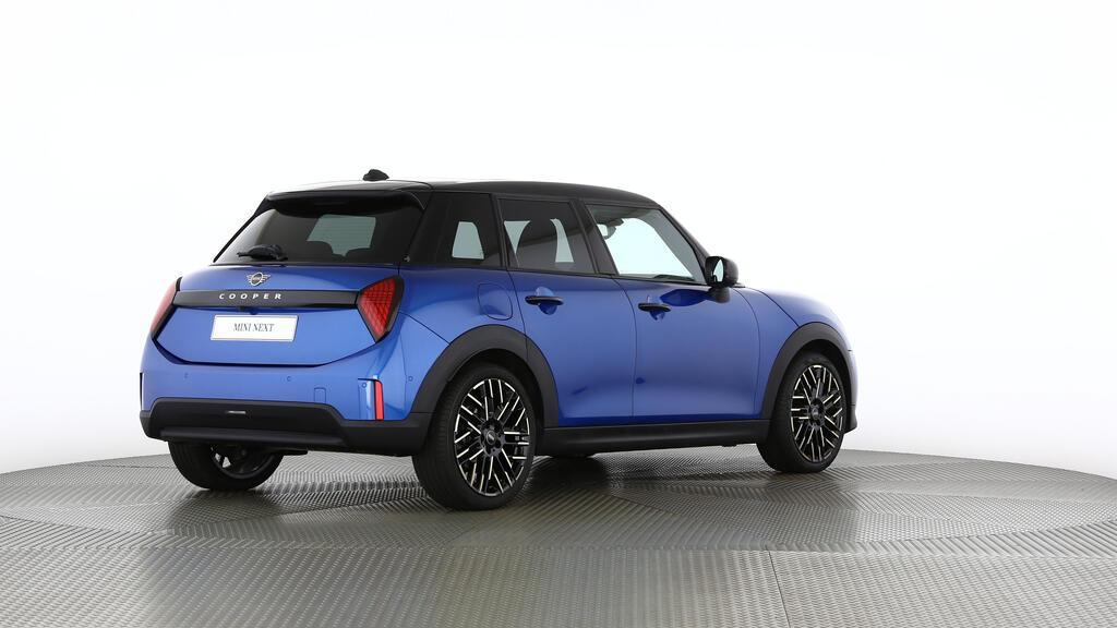 MINI Cooper 5 door C-image-4