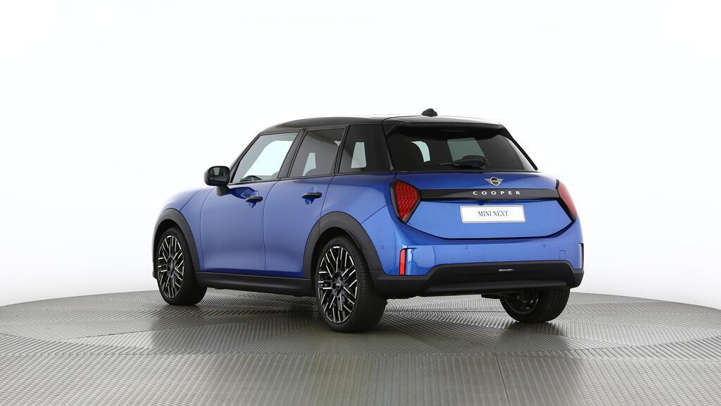 MINI Cooper 5 door C-showroom-element-3