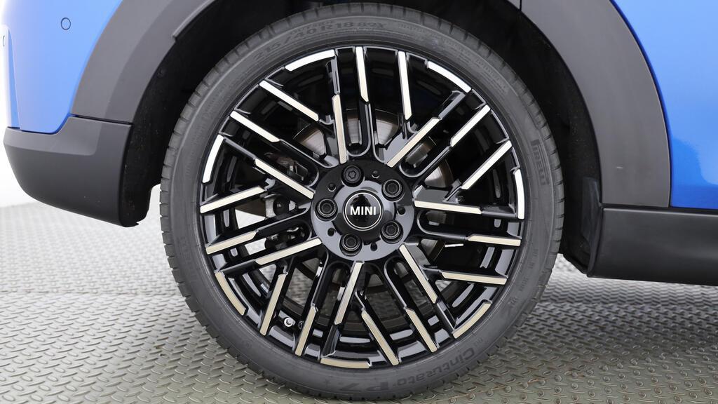 MINI Cooper 5 door C-image-10
