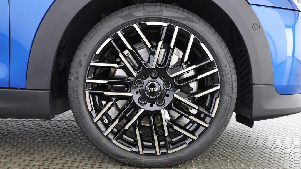 MINI Cooper 5 door C-image-7