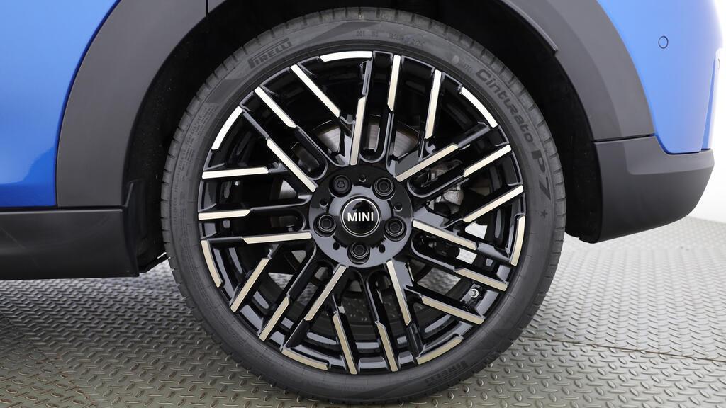 MINI Cooper 5 door C-image-8