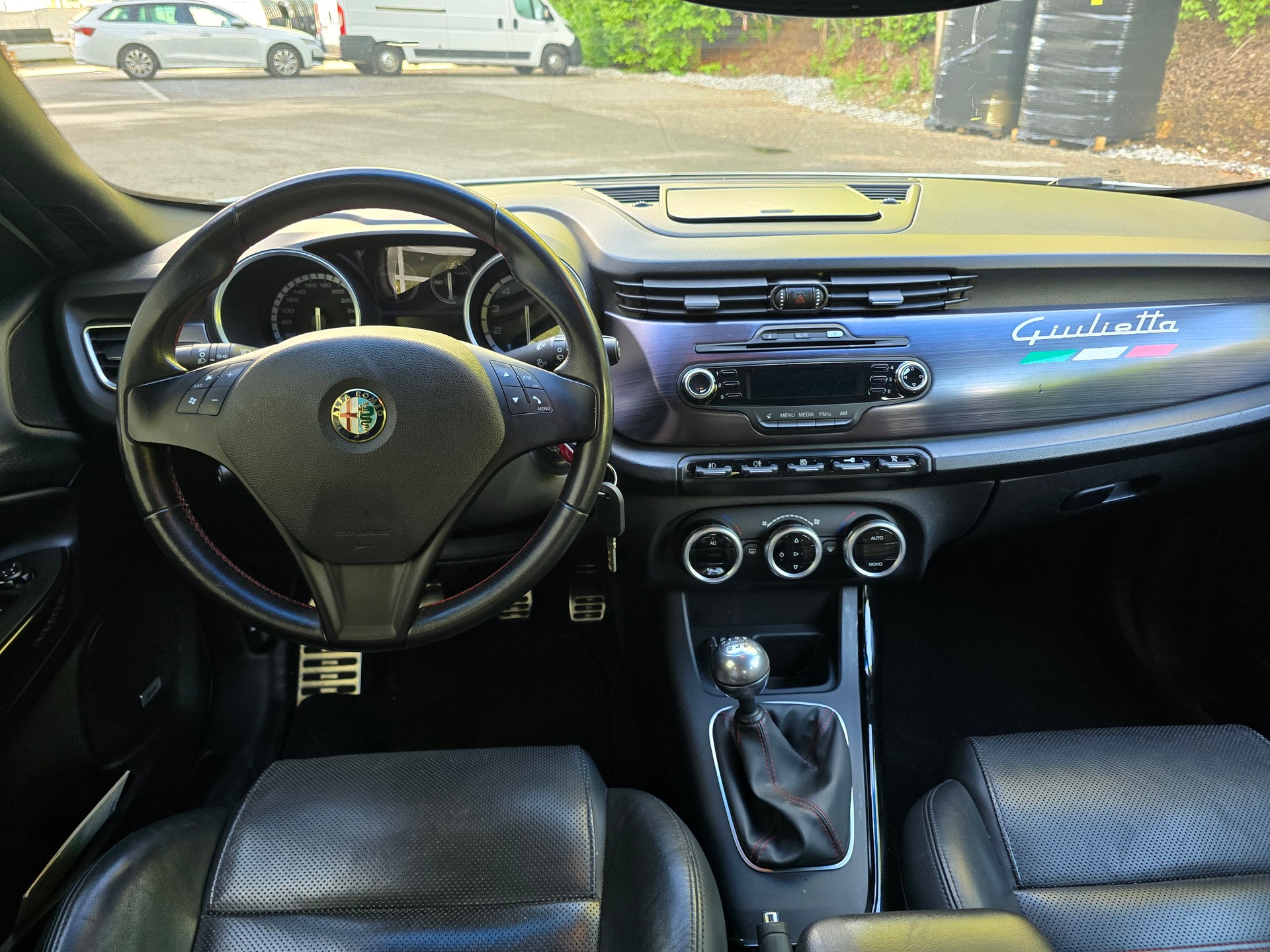 ALFA ROMEO Giulietta 1.4 MultiAir Distinctive-image-11