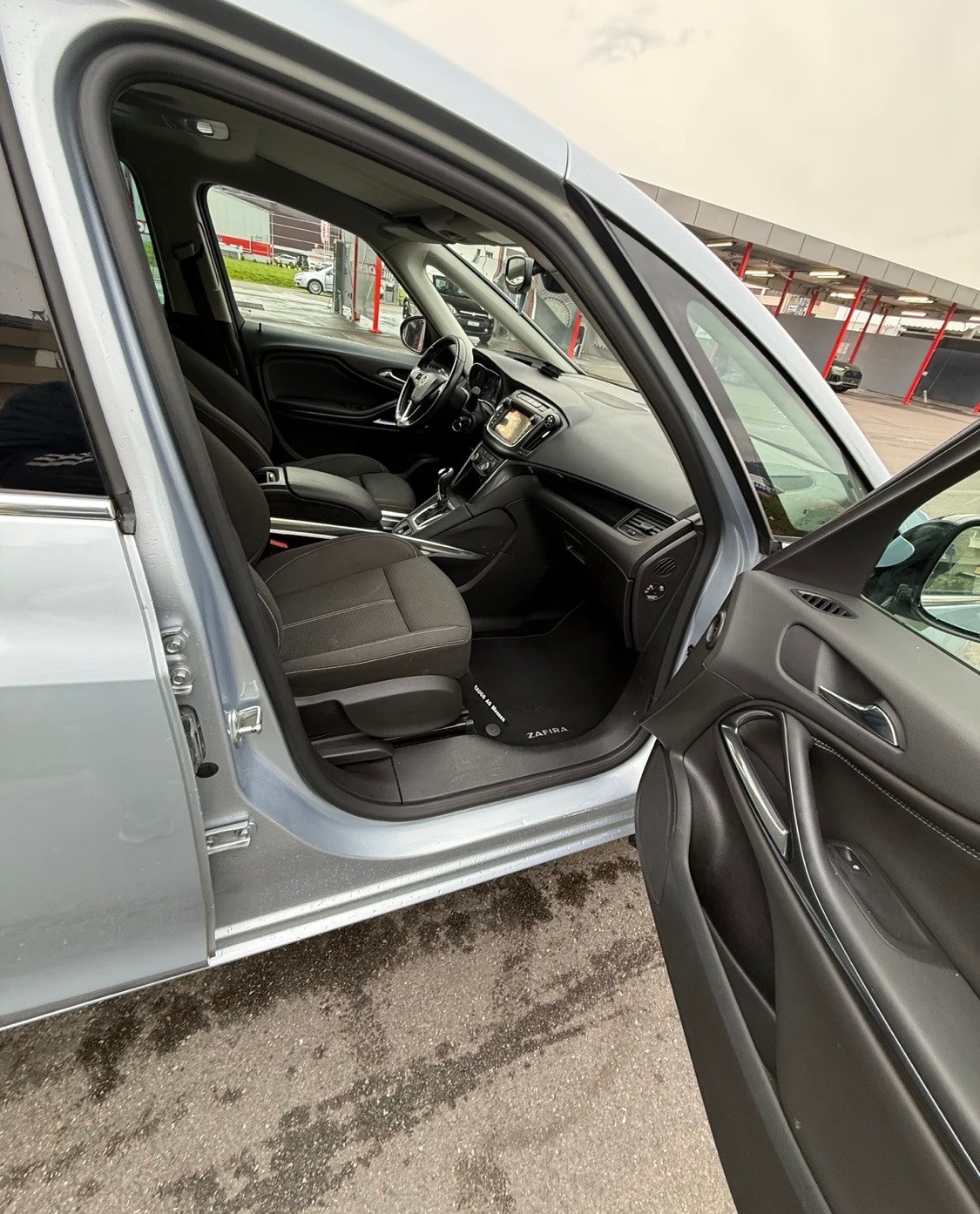 OPEL Zafira 2.0 CDTi Excellence Automatic-image-15