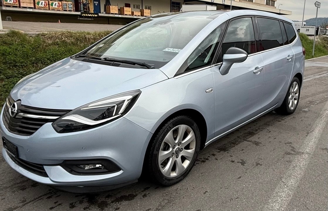 OPEL Zafira 2.0 CDTi Excellence Automatic-image-2