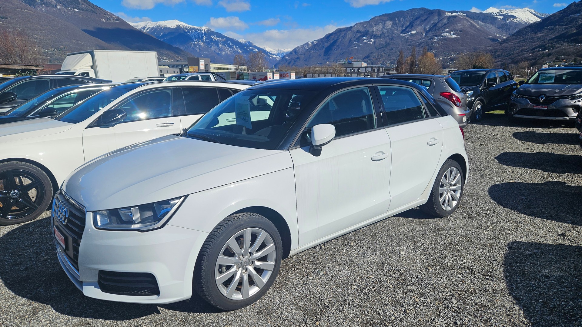AUDI A1 Sportback 1.0 TFSI-image-1