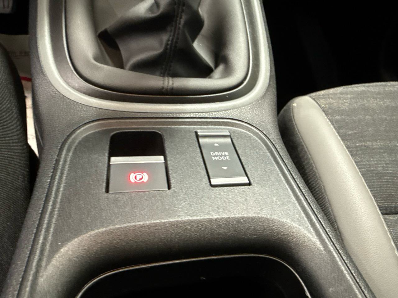 JEEP Avenger 1.2 Turbo Longitude-image-9