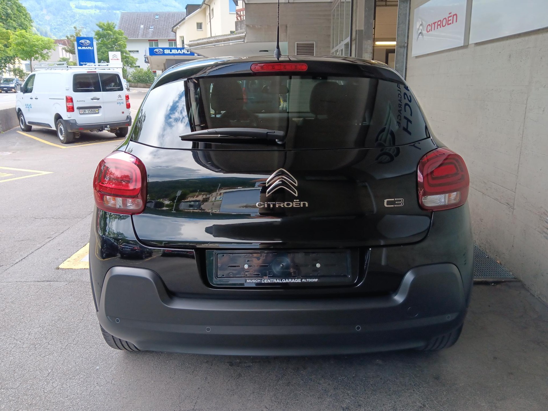 CITROEN C3 1.2i PureTech Swiss Edition EAT6-image-6