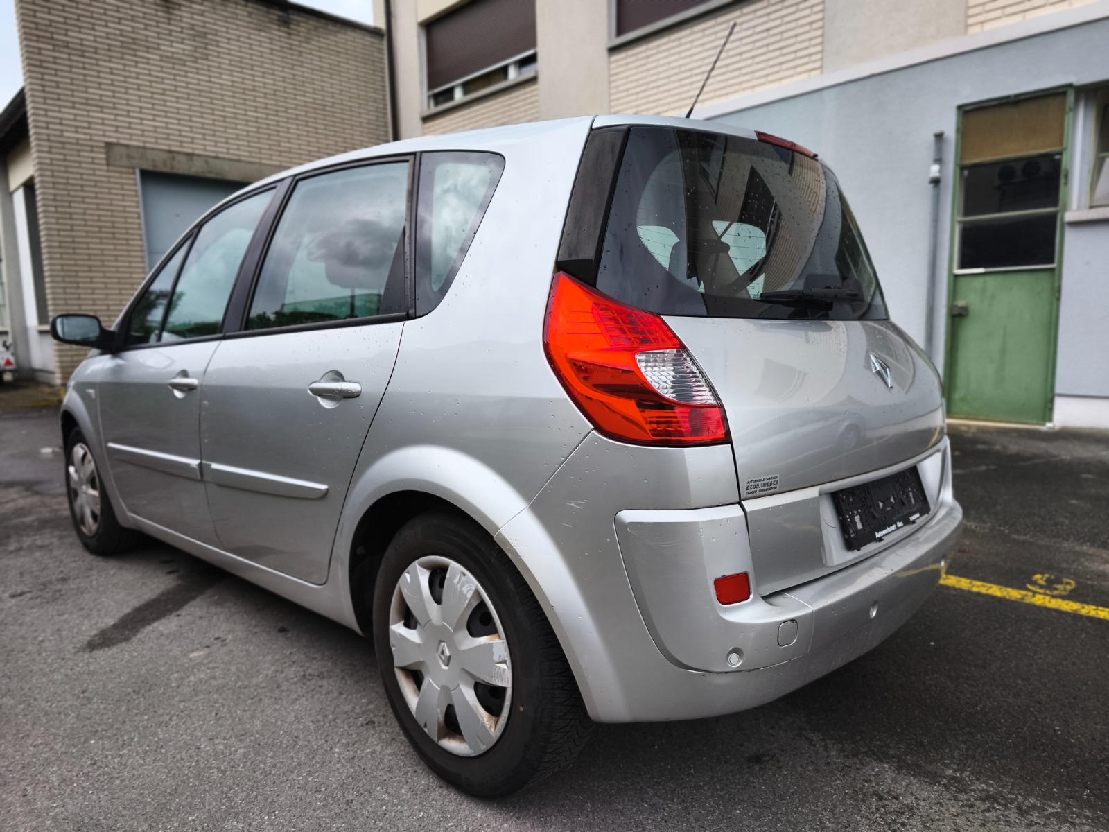 RENAULT Scénic 2.0 16V Fairway Automatic-image-6