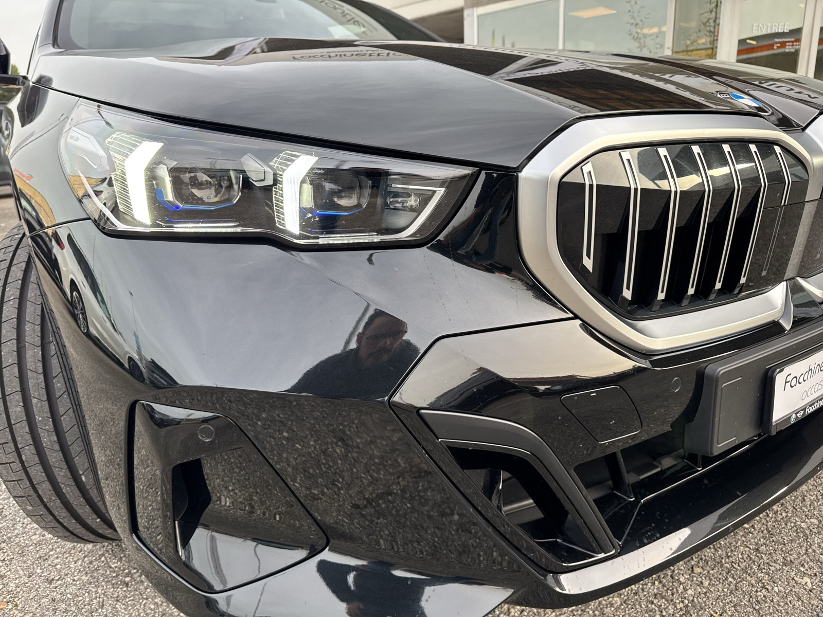 BMW 520d xDrive 48V Touring M Sport Steptronic-image-16