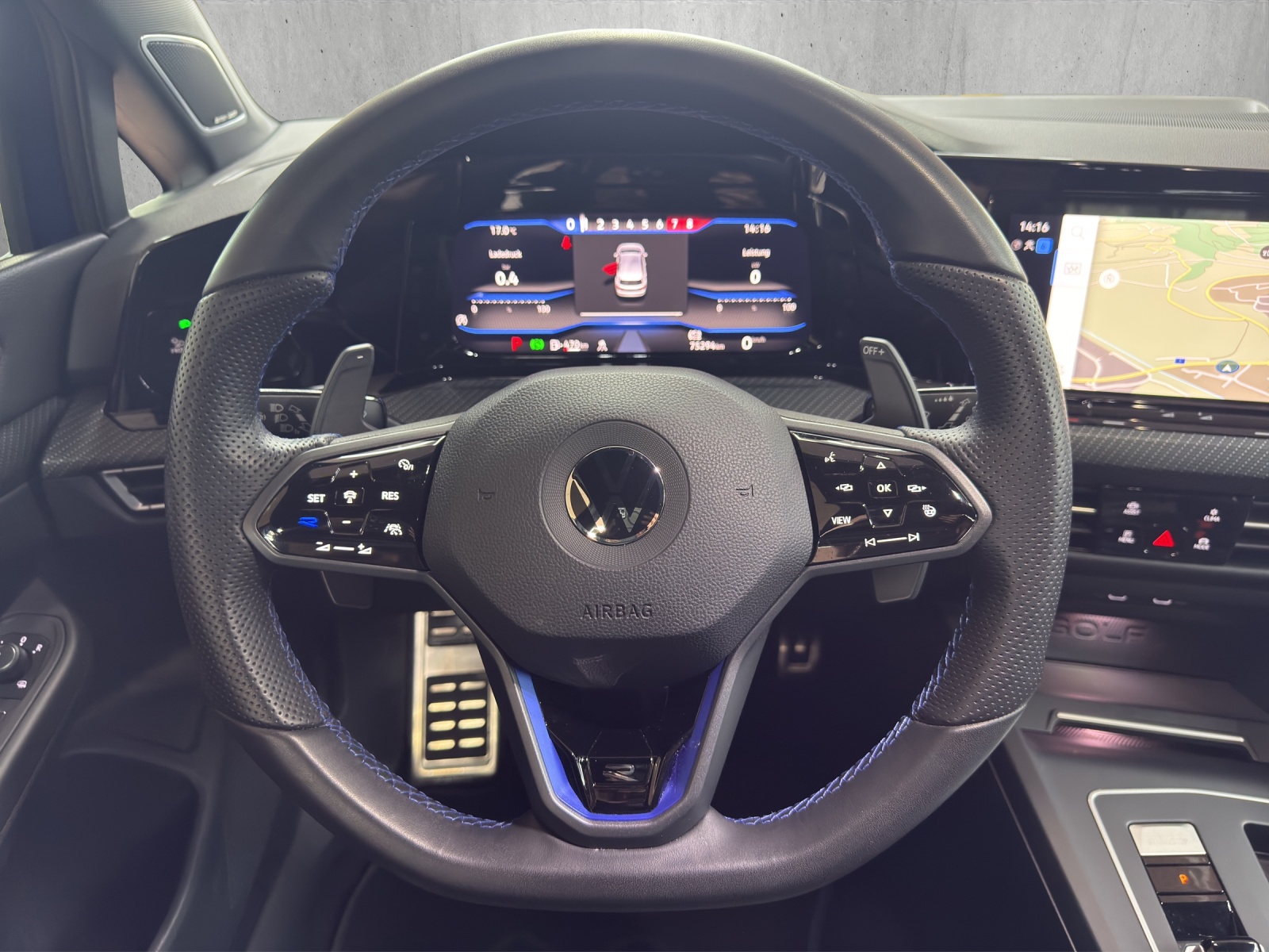 VW Golf 2.0 TSI R DSG 4Motion-image-9