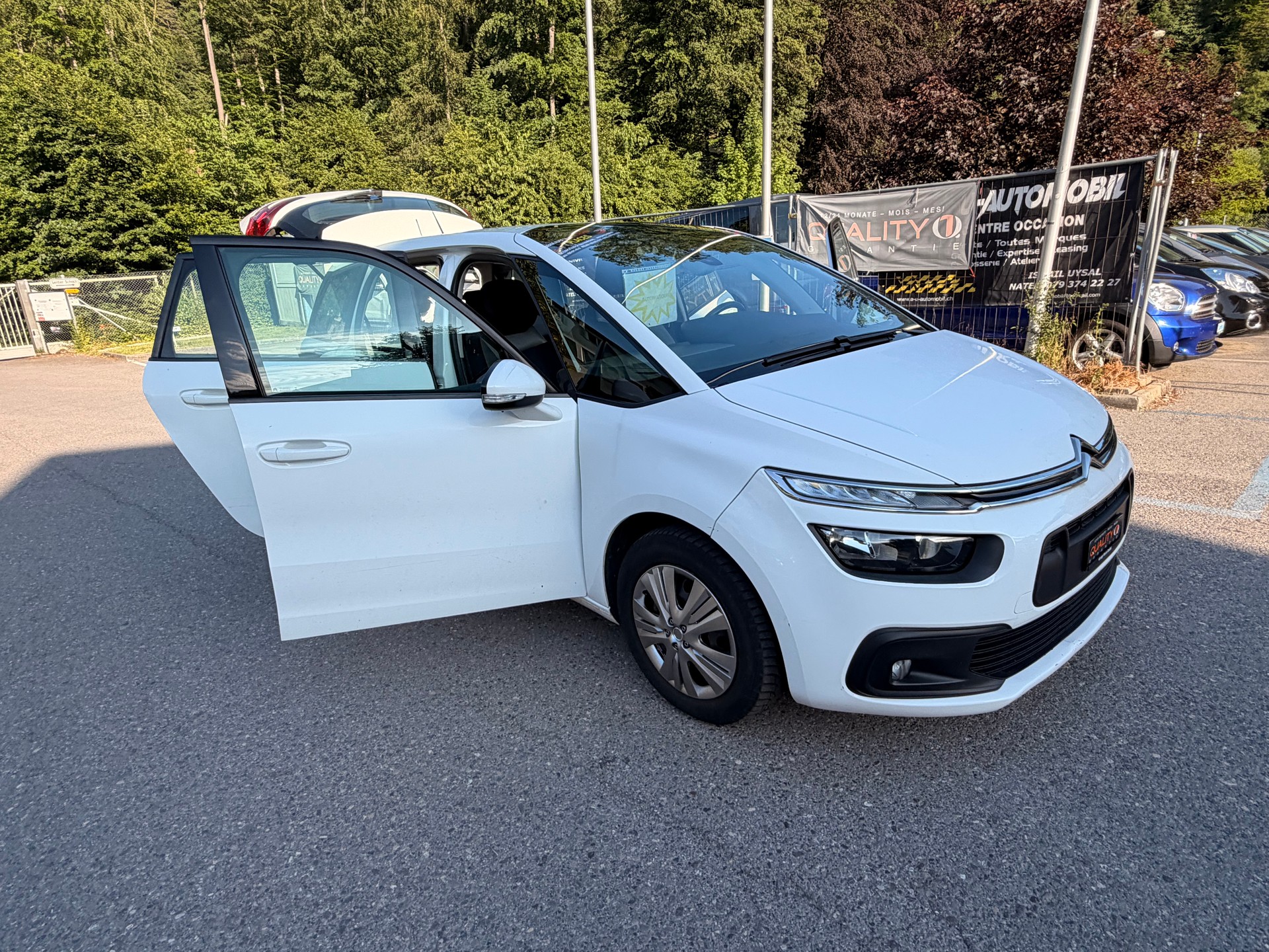 CITROEN Grand C4 Picasso 1.6 BlueHDi Intensive EAT6-image-21