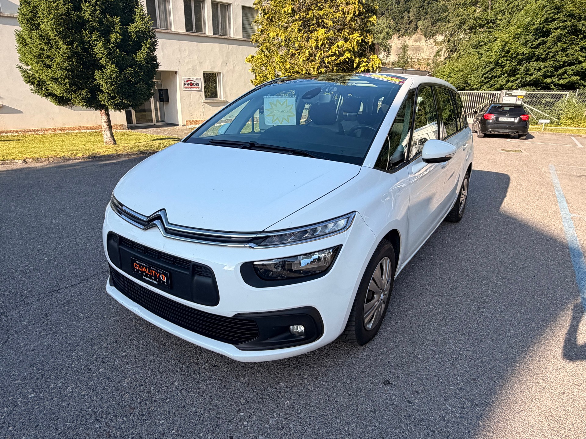 CITROEN Grand C4 Picasso 1.6 BlueHDi Intensive EAT6-showroom-element-1