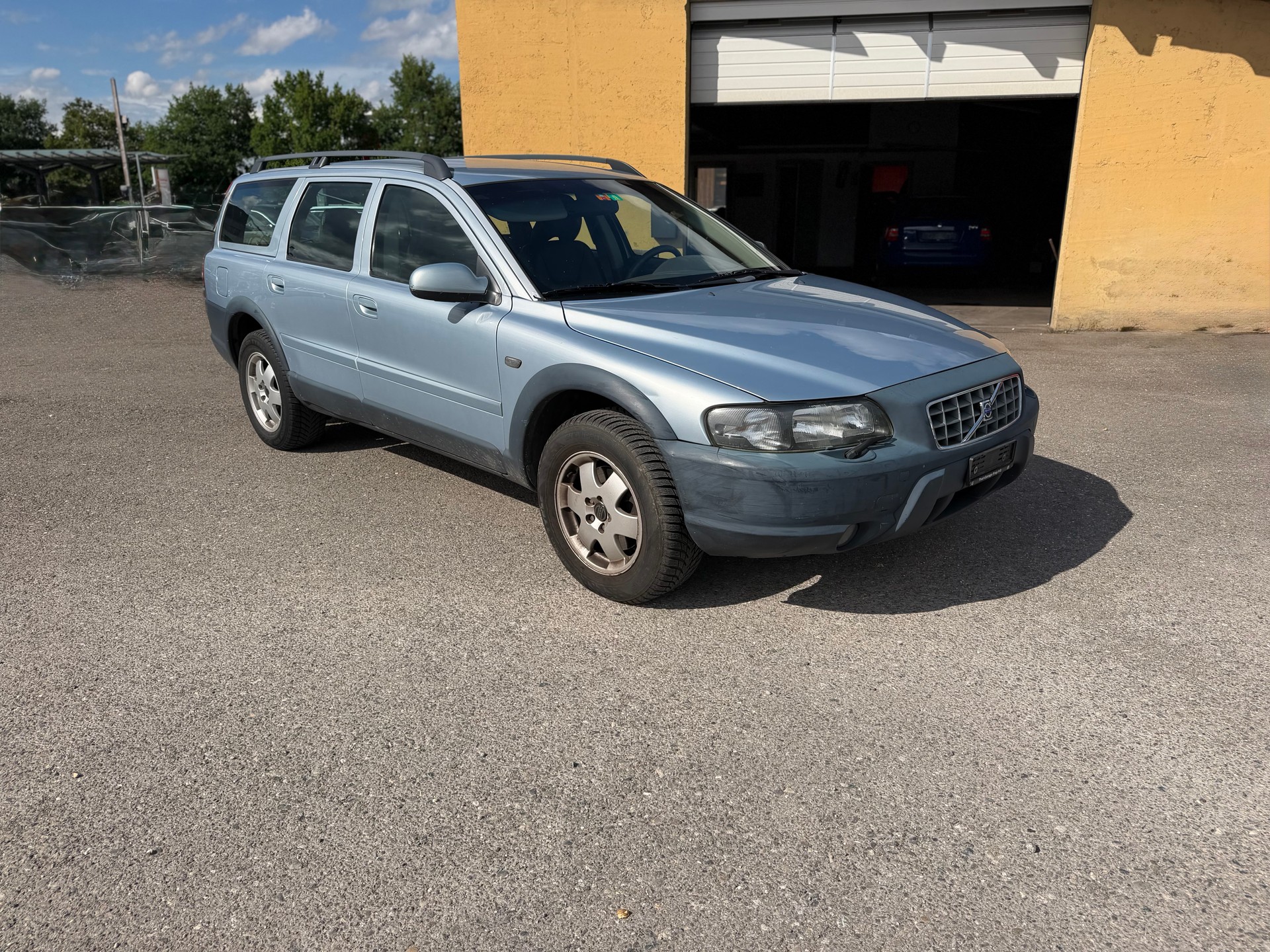 VOLVO XC70 D5 AWD Geartronic-image-21