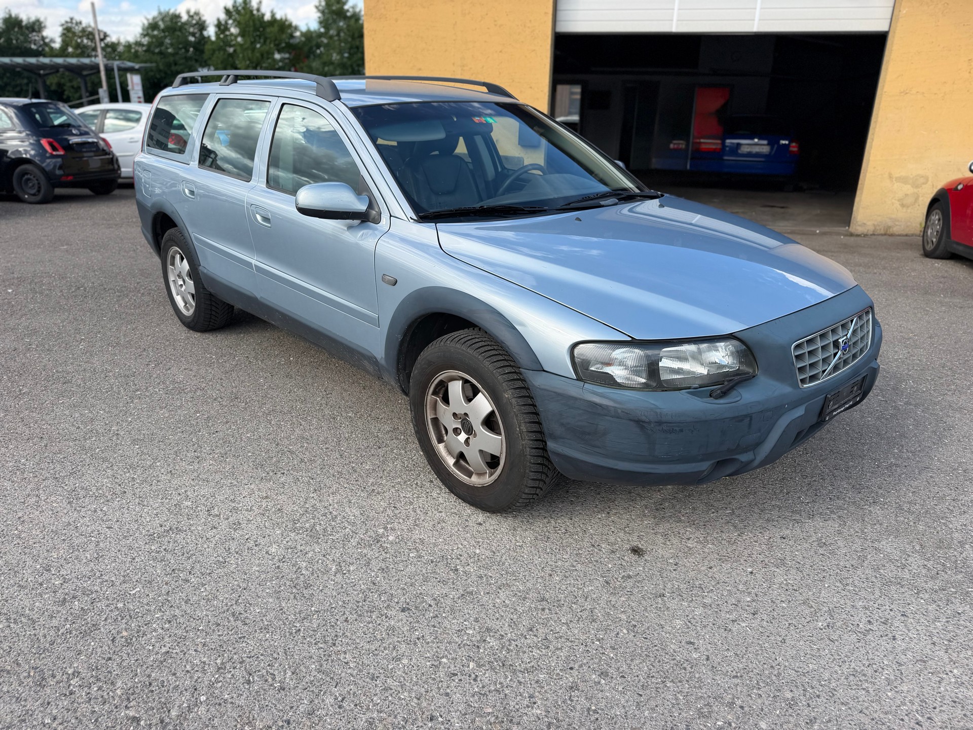 VOLVO XC70 D5 AWD Geartronic-showroom-element-2